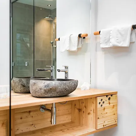 Biohotel Gralhof ホテル 3*