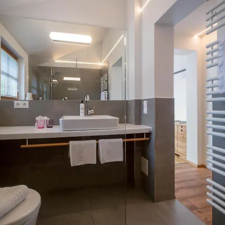 Biohotel Gralhof 3*