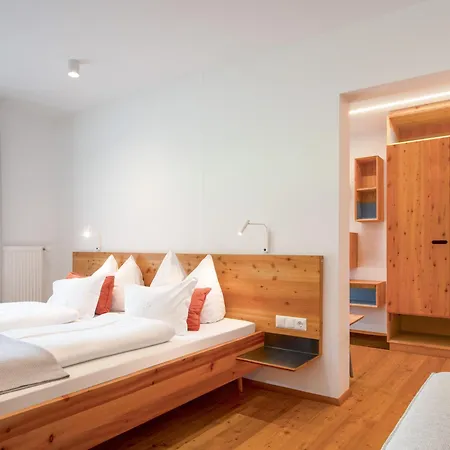 酒店 Biohotel Gralhof 3*