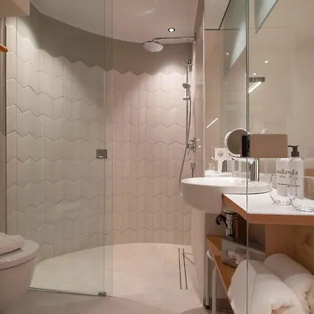 ホテル Biohotel Gralhof