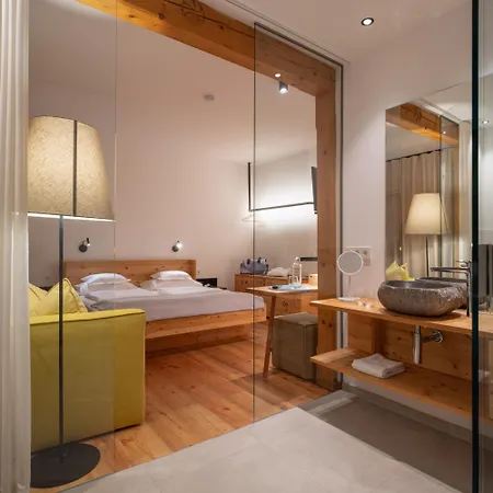 ホテル Biohotel Gralhof