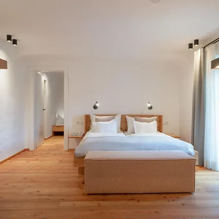 Biohotel Gralhof ホテル 3*