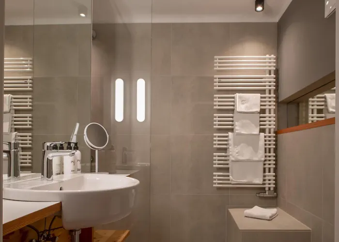 Hotel Biohotel Gralhof 3*